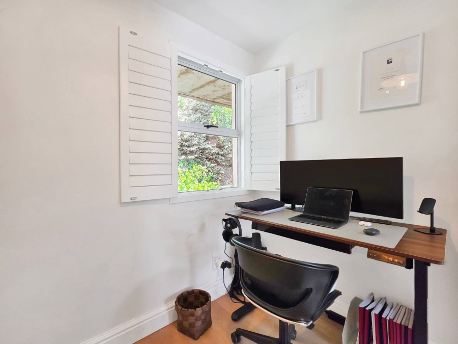 To Let 1 Bedroom Property for Rent in Gardens Western Cape